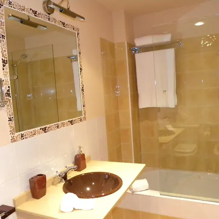 Hotel Valle Del Silencio 3*